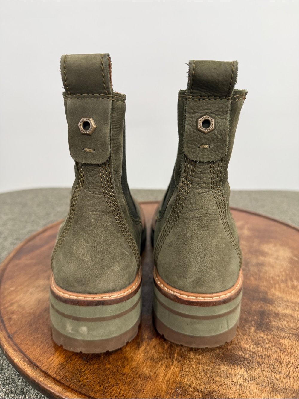Timberland Boots Wm 8.5 Courmayeur Valley Chelsea Olive Green Nubuck Slip On - Picture 4 of 11